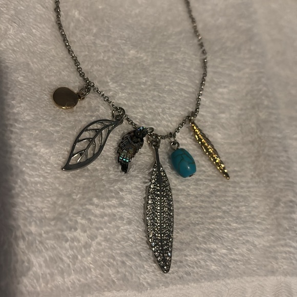 American Eagle Turq Feather Necklace - Picture 1 of 4
